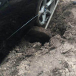 The process of digging out the flywheel was a long and messy one. (Credit: Elizabeth Lyons)